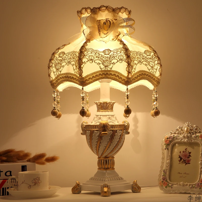 Nordic Princess Vintage Table  - Resin Art In Floor 评论和价格